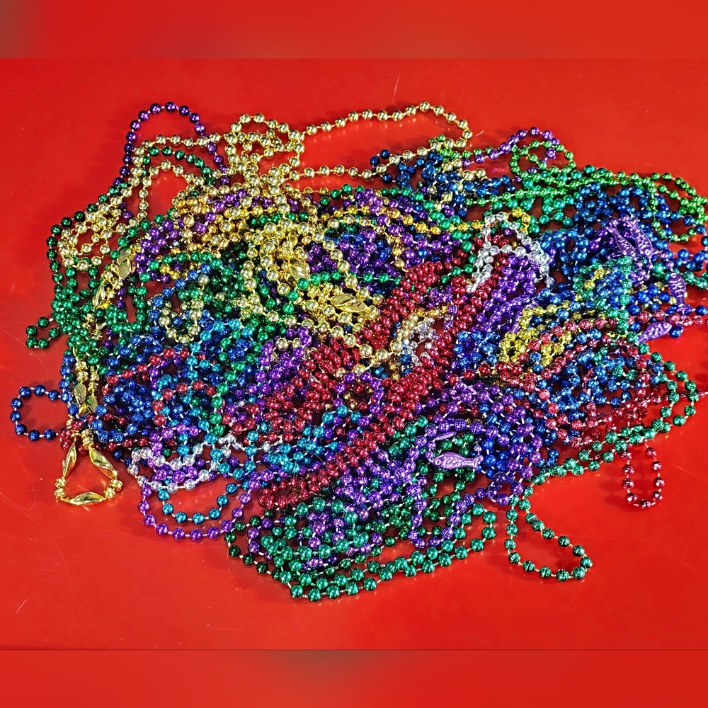 Mardi Gras Beads 1.5 Pounds Party Necklaces Round Mirror Glitter Ball Fish Lot A